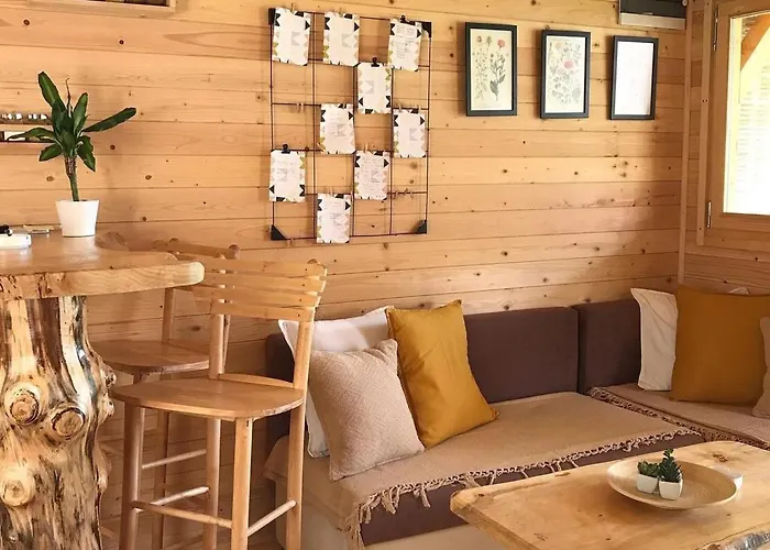 Woody Uvacko Jezero 度假居