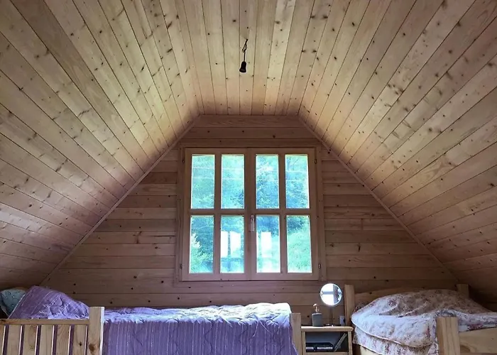 Woody Uvacko Jezero 度假居